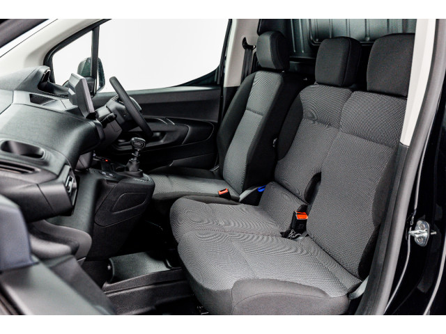 Image for 2026 Peugeot Partner **€3, 000 OFF** Pro Plus 1.5 Diesel 100HP 650Kg L1 - €27, 170 inc vat