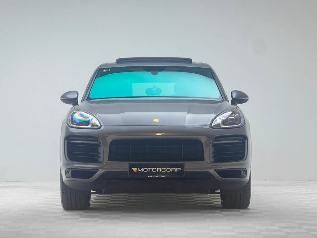 Image for 2020 Porsche Cayenne 3.0 V6 E-hybrid