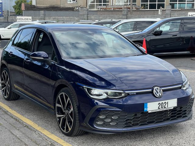 Image for 2021 Volkswagen Golf GTE DSG