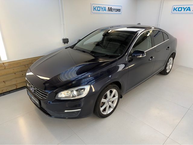 Image for 2017 Volvo S60 2.0 D4 SE LUXURY PLUS DIESEL AUTOMATIC // MASSIVE SPEC // FULL HEATED LEATHER // REVERSING CAMERA // CRUISE CONTROL // LANE ASSIST // COLLISION WARNING SYSTEM // UPGRADED SPORT ALLOYS