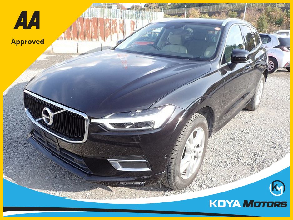 Image for 2018 Volvo XC60 2.0 D4 MOMENTUM PLUS DIESEL AUTOMATIC **PAN ROOF** // MASSIVE SPEC // HALF LEATHER // APPLE CARPLAY // PRO MEDIA // REVERSING CAMERA // CRUISE CONTROL // LANE ASSIST // COLLISION WARNING SYSTEM