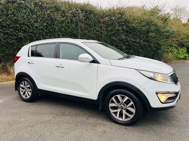 Image for 2015 Kia Sportage LEATHER // CENTRE ARMREST // MULTI-FUNC WHEEL