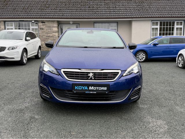 Image for 2017 Peugeot 308 GT 2.0 HDI DIESEL 180 BHP AUTOMATIC // GENUINE GT TOP SPEC CAR // GT SUEDE SPORTS BUCKET SEATS // REVERSING CAMERA // GT FLAT BOTTOM SPORTS STEERING WHEEL