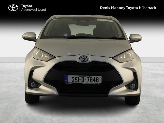 Image for 2025 Toyota Yaris Luna