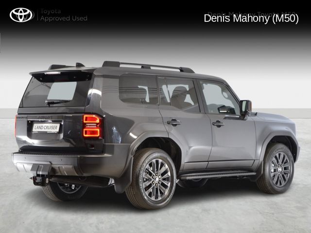 Image for 2026 Toyota Landcruiser Platinum