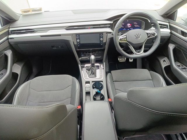 Image for 2023 Volkswagen Arteon **SALE AGREED** 2.0TDI D7F 150HP R-LINE Oryx White Mint Hi Spec