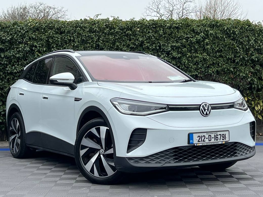 Image for 2021 Volkswagen ID.4 FAMILY 77KWH // PAN ROOF // APPLE CARPLAY/ANDROID AUTO // LEATHER/ALCANTARA HEATED SEATS