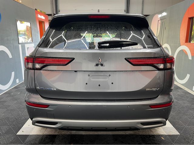 Image for 2023 Mitsubishi Outlander €40950 2023 MITSUBISHI OUTLANDER P 4W PHEV 2.4 AUTOMATIC / CRUISE CONTROK / REVERSE CAMERA / ELECTRIC MEMORY & HEATED SEATS / PADDLE SHIFTERS / HEATED STEERING WHEEL / 7 SEATS OPTION AND MORE