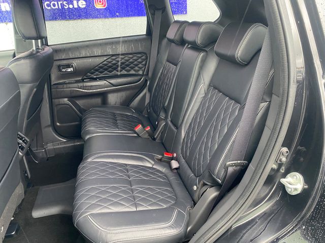 Image for 2021 Mitsubishi Outlander 