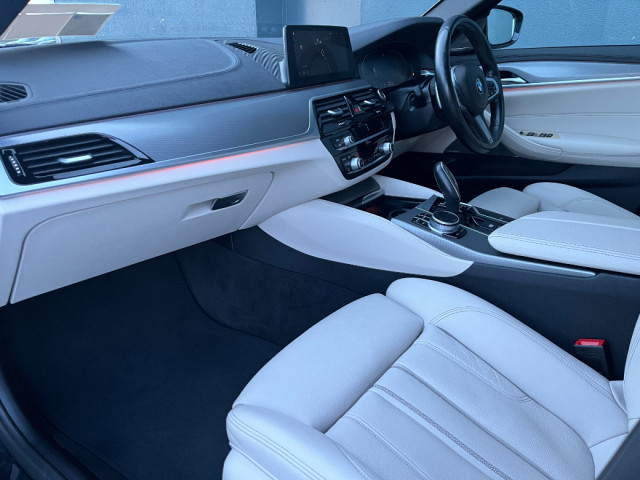 Image for 2020 BMW 5 Series 520d M Sport Plus Touring
