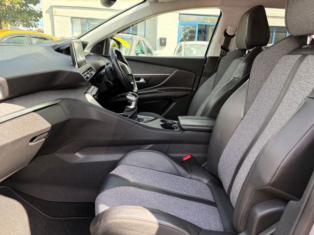 Image for 2018 Peugeot 3008 2018 PEUGEOT 3008 1.2 PETROL ALLURE LOW KMS