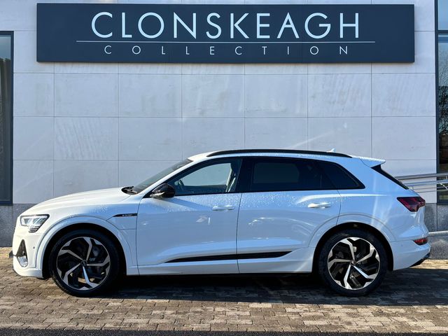 Image for 2023 Audi e-tron 50 QUATTRO BLACK EDITION