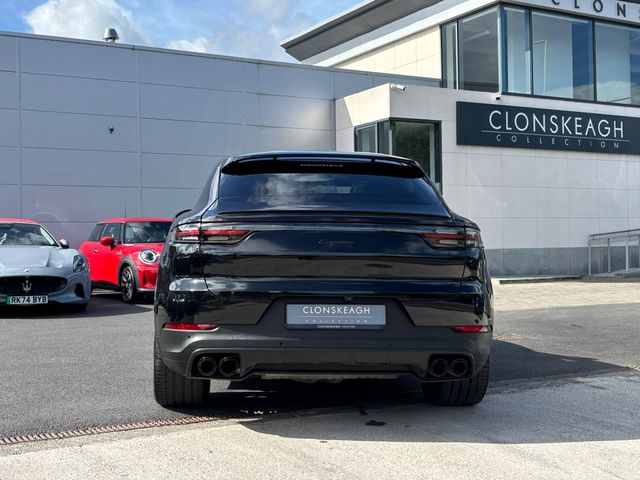 Image for 2023 Porsche Cayenne V6 E-hybrid Platinum Edition 