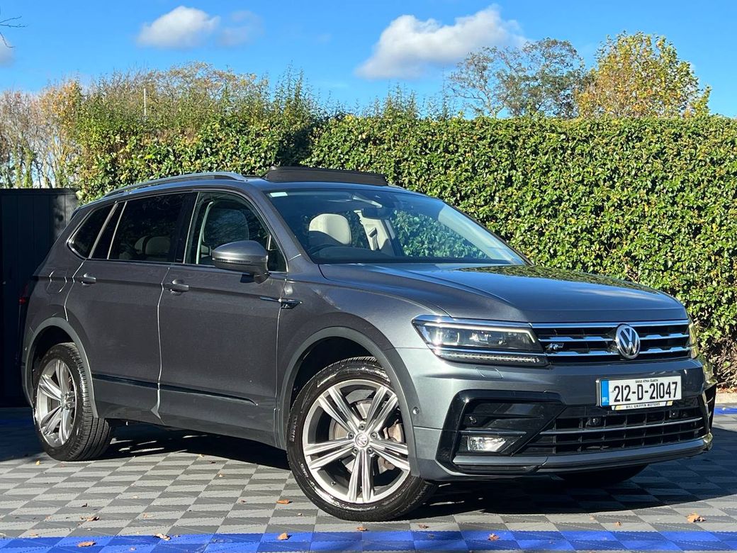 Image for 2021 Volkswagen Tiguan ALLSPACE R-LINE 2.0 TDI 7-SEATER // PANORAMIC SUNROOF // DIGITAL CLUSTER // LEATHER INTERIOR 