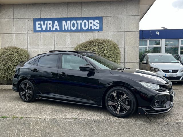 Image for 2018 Honda Civic EX VTEC AUTOMATIC 1.0 PETROL //HIGH SPEC//FULL LEATHER HEATED SEATS//PANORAMIC GLASS ROOF//REVERSE CAMERA//KEYLESS ENTRY//ADAPTIVE CRUISE CONTROL//SAT NAV//