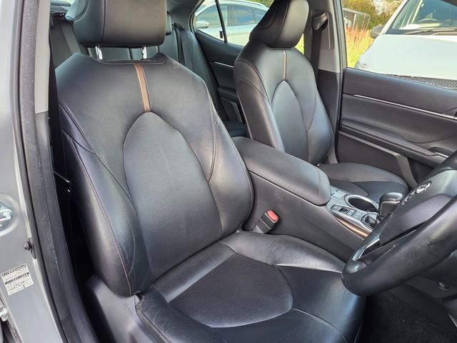 Image for 2019 Toyota Camry 2.5 HYBRID LUXURY AUTOMATIC // NEW NCT TILL 10/27