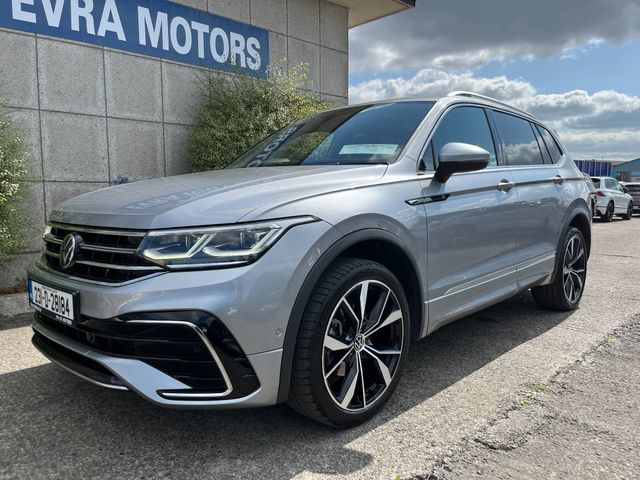 Image for 2023 Volkswagen Tiguan Allspace 7 SEATER R-LINE AUTOMATIC 2.0 DIESEL //HIGH SPEC//HALF LEATHER HEATED SEATS//KEYLESS ENTRY//REVERSE CAMERA//SAT NAV//ADAPTIVE CRUISE CONTROL//