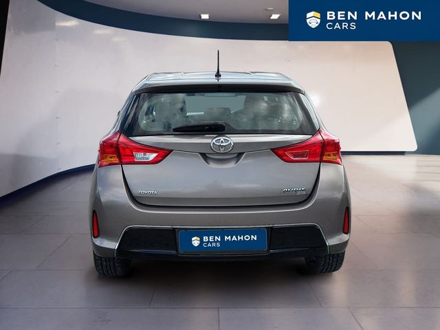 Image for 2015 Toyota Auris 1.33 Dual VVT-i 5Dr Aura
