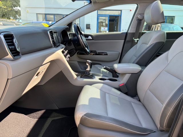 Image for 2016 Kia Sportage 2016 KIA SPORTAGE 1.7d HIGH SPEC PAN ROOF