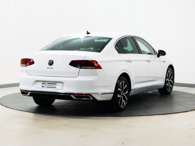 Image for 2021 Volkswagen Passat *30* GTE DSG