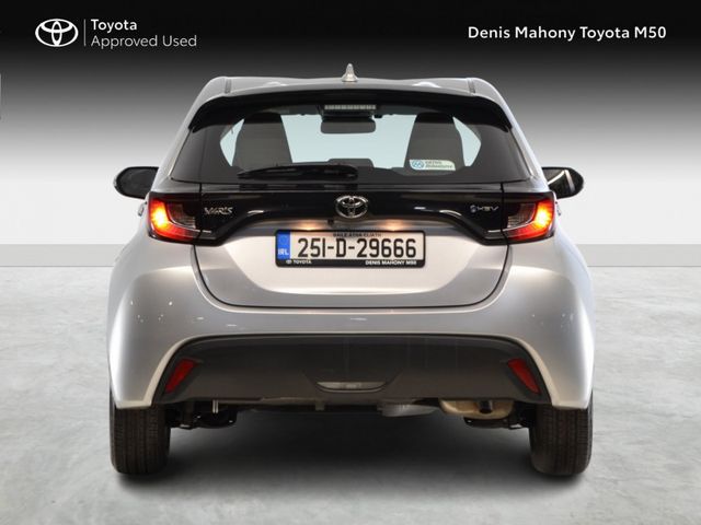 Image for 2025 Toyota Yaris Hybrid Luna Auto