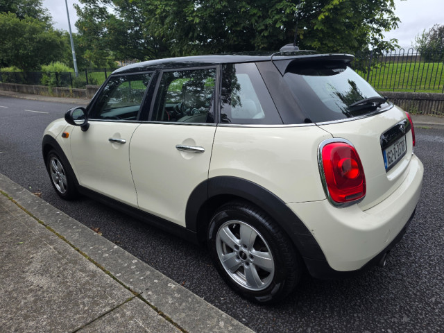 Image for 2016 Mini Cooper XS52 4DR