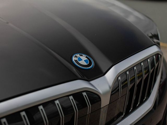 Image for 2026 BMW 5 Series 530e