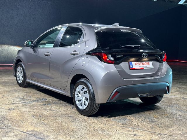 Image for 2024 Toyota Yaris 1.5 HYBRID AUTOMATIC - CRUISE CONTROL - REAR CAMERA - HEATING / AC CONTROLS - MULTI FUNCTION STEERING WHEEL