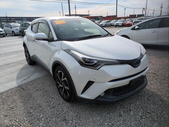Image for 2018 Toyota C-HR G LED-Edition