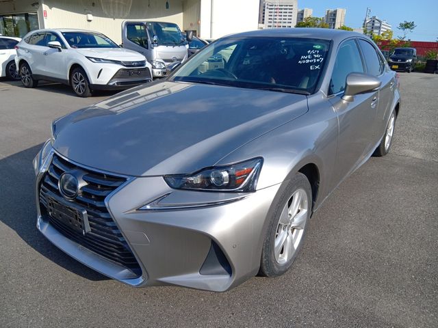 Image for 2019 Lexus IS 300h Hybrid Luxury Automatic