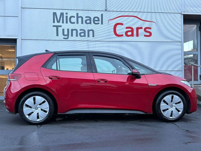 Image for 2022 Volkswagen ID.3 Pro 58KWH Life, Climate Control, Heated Seats, CarPlay, Cruise Control - Trade in Price €20, 888