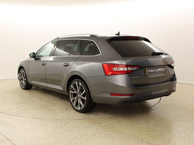 Image for 2022 Skoda Superb 
