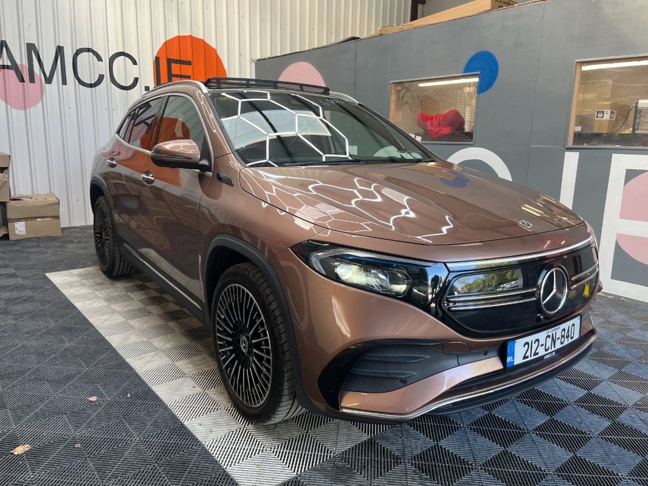 Image for 2021 Mercedes-Benz EQA 2021 MERCEDES-BENZ EQA AUTOMATIC / CRUISE CONTROL / PARKING CAMERA / ELECTRIC MEMORY & HEATED SEATS / PADDLE SHIFTERS / PANORAMIC SUNROOF / AMBIENT LIGHTS / APPLE CARPLAY AND MORE