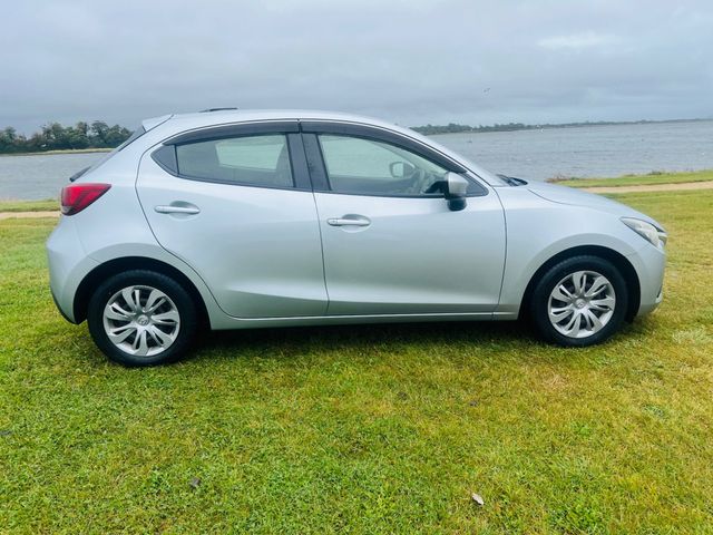 Image for 2017 Mazda Demio Mazda Demio 1.3 litre Auto, perfect first car , Rev Camera , a/c 