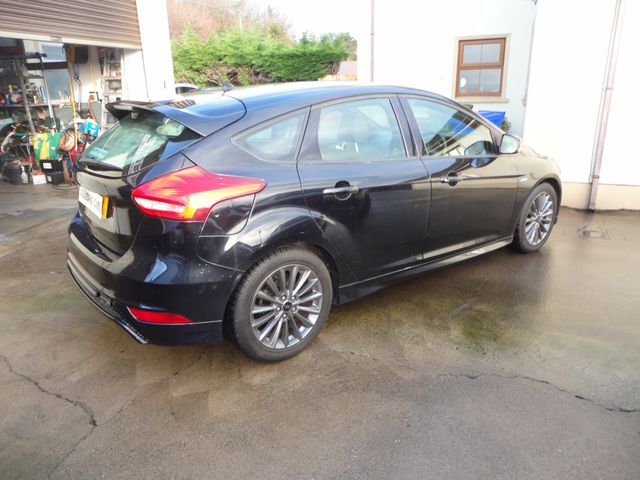 Image for 2017 Ford Focus ST-LINE TDCI