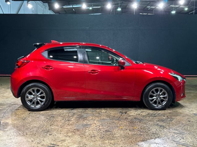 Image for 2017 Mazda Demio 1.3 AUTOMATIC - FACTORY ALLOYS - REVERSE CAMERA - HEATED SEATS - A/C HEATED SEATS