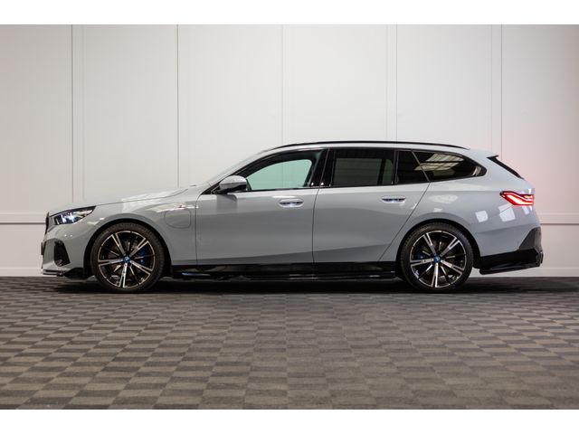 Image for 2025 BMW 5 Series 530e M-Sport