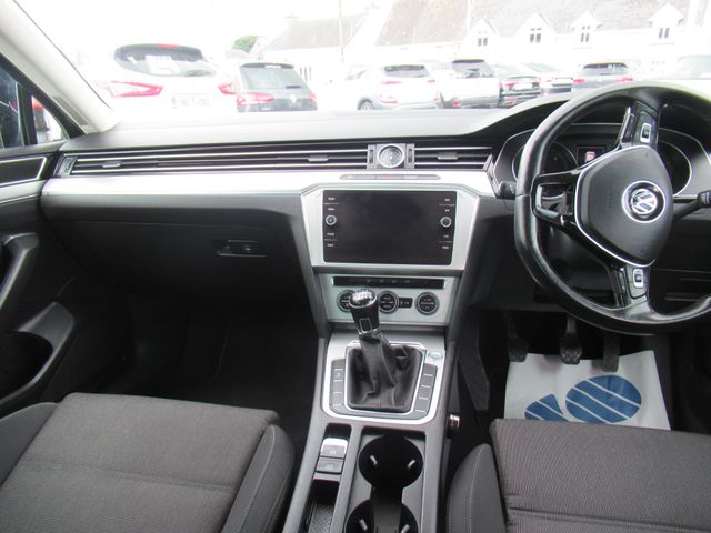 Image for 2019 Volkswagen Passat CL 2.0tdi M6F 150HP 4DR