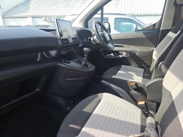 Image for 2023 Citroen Berlingo Multispace Wheelchair Access Taxi Spec