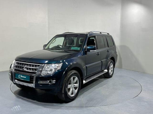 Image for 2017 Mitsubishi Pajero 3.2 DiD LWB 2 Seater N1 Commercial 