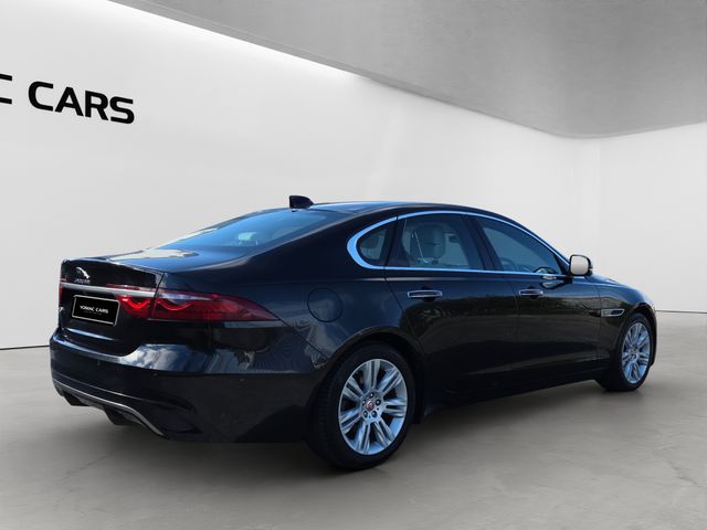 Image for 2021 Jaguar XF 2.0D RWD S AUTO -- *FACE-LIFT MODEL* -- *1 OWNER *