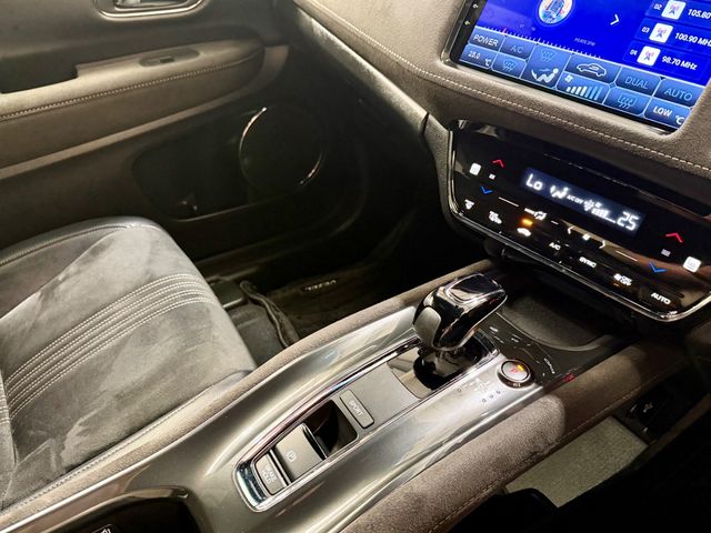 Image for 2019 Honda Vezel RS Honda Sensing