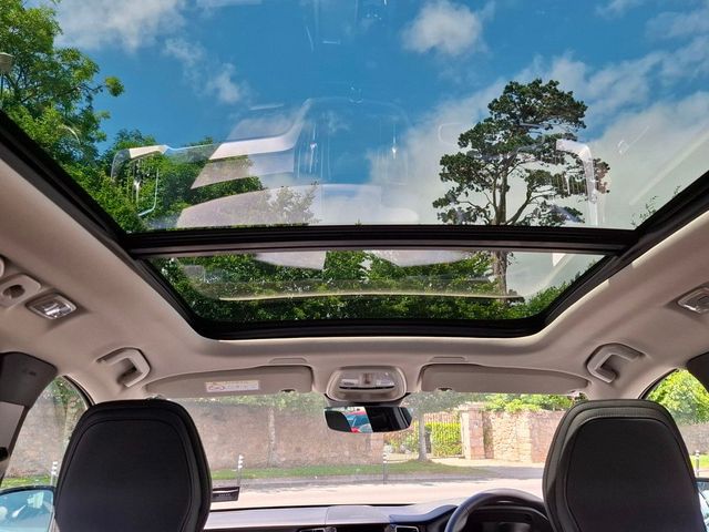 Image for 2025 Volvo XC60 T6 PLUS DARK THEME PHEV SUNROOF