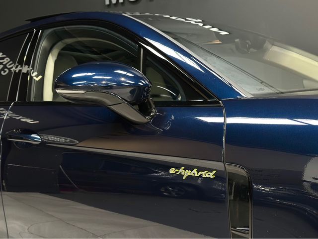 Image for 2023 Porsche Panamera 4 E-HYBRID PLATINUM EDITION