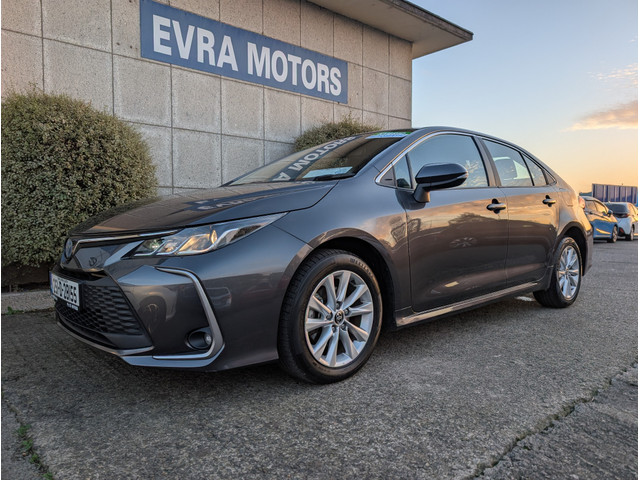Image for 2025 Toyota Corolla SALOON LUNA AUTOMATIC HYBRID 1.8 PETROL //REVERSE CAMERA//ADAPTIVE CRUISE CONTROL//