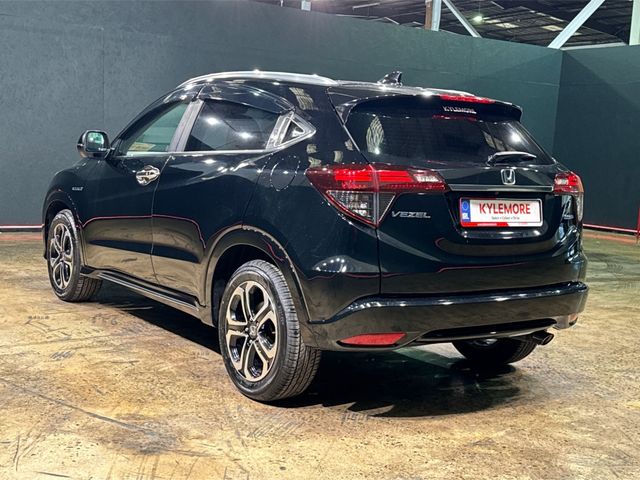 Image for 2019 Honda Vezel 1.5L HYBRID SUV - FACTORY ALLOYS - HALF BLACK & BROWN LEATHER HEATED SEATS - PADDLE SHIFT - CRUISE CONTROL - REAR CAMERA