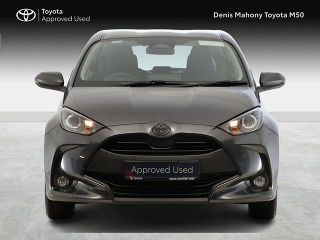 Image for 2026 Toyota Yaris Hev Luna