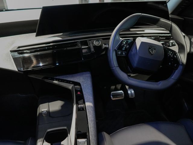 Image for 2025 Peugeot 5008 STD Allure Mhev 136 E-dsc6 4DR