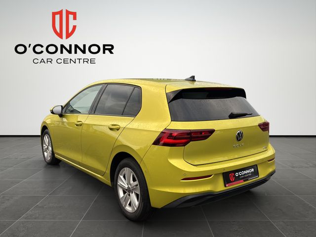 Image for 2021 Volkswagen Golf Not your usual Golf colour. and that's exactly the point.