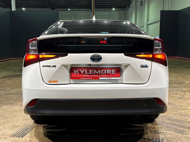 Image for 2020 Toyota Prius HYBRID - TOYOTA SAFETY SENSE - RADAR CRUISE CONTROL - BLACK TRIM - REVERSE CAMERA - CRUISE CONTROL - LANE KEEP ASSIST